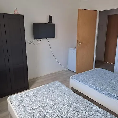 Uk444 Monteurwohnung In شقة